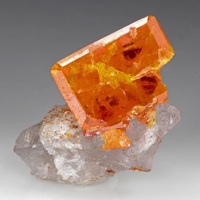 Wulfenite with Quartz
