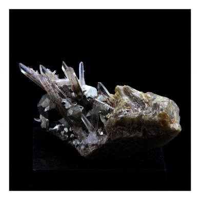 Siderite, Quartz, Pyrite.