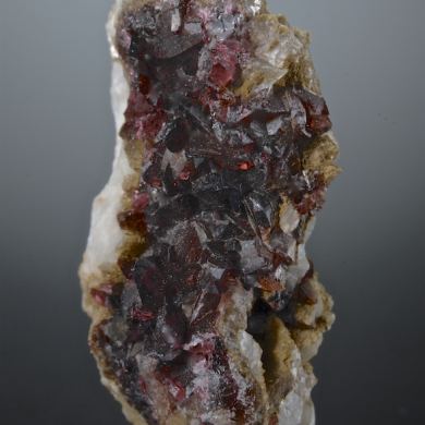 Roselite on Calcite