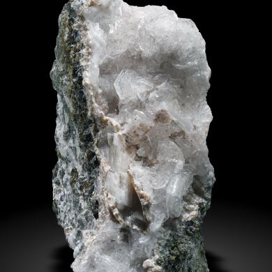 Imayoshiite with Bultfonteinite, Tobermorite (Group), Datolite (variety bakerite) and Andradite