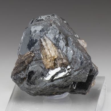 Topaz on Hematite