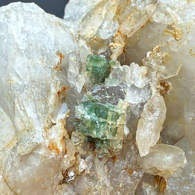 Fluorapatite with Quartz