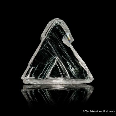 Diamond (macle twinned)