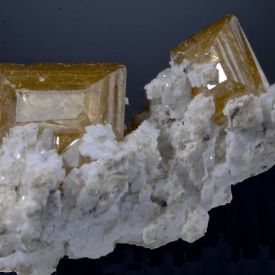 Wulfenite on Dolomite 
