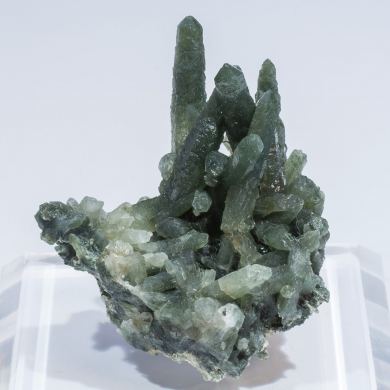 Quartz (variety prase)