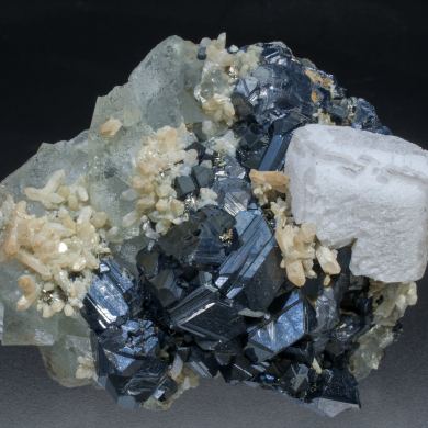 Calcite with Sphalerite, Fluorite and Quartz