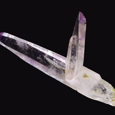 Quartz (v. Amethyst)