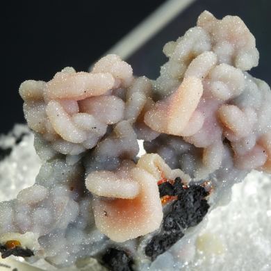 Wulfenite coated with Quartz