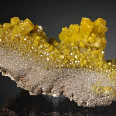 Pyromorphite -well crystallized yellow 