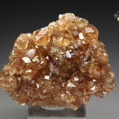 gem GARNET var. GROSSULAR