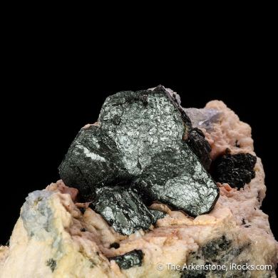 Hibonite in matrix