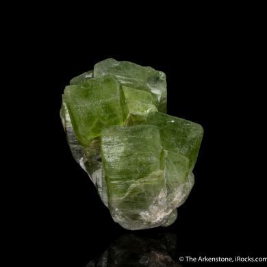 Forsterite var. Peridot
