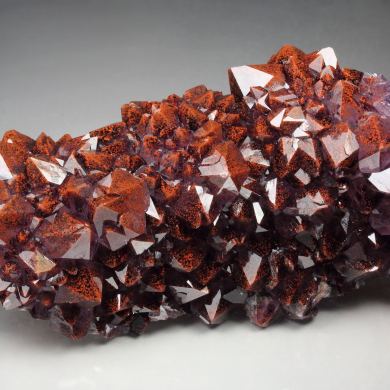 QUARTZ var. AMETHYST with HEMATITE inclusions