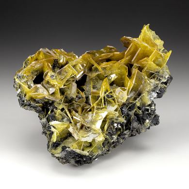 Wulfenite