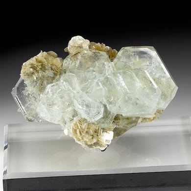 Beryl with Muscovite