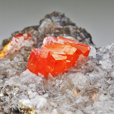 Wulfenite with Calcite