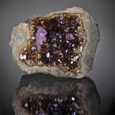 Fluorite - 2 generations, w. Calcite