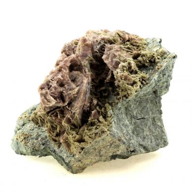 Axinite + Clinozoisite.