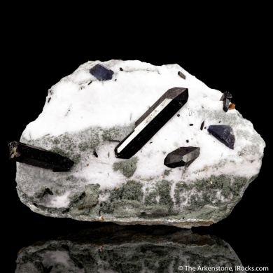 Neptunite, Joaquinite, Benitoite