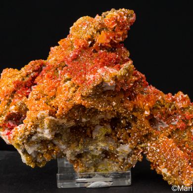 Vanadinite on Wulfenite