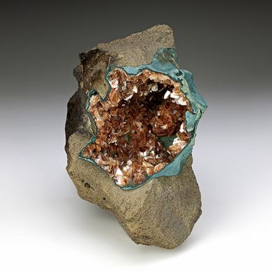 Heulandite with Celadonite