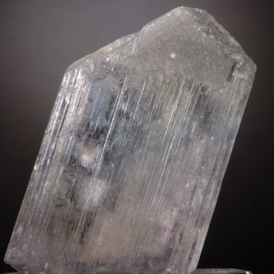 Spodumene - dichroic, bi-color crystal