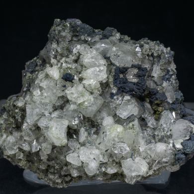 Topaz with Chlorite, Muscovite, Pyrite, Fluorapatite and Siderite