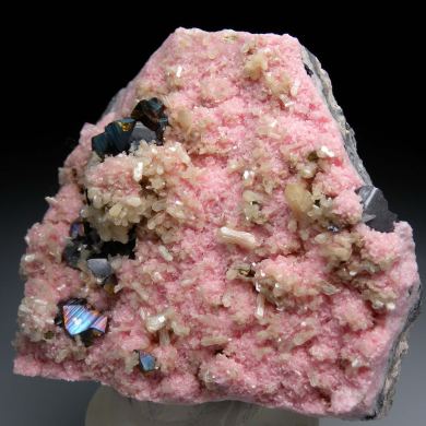 Rhodochrosite with Stilbite, Sphalerite, Chalcopyrite