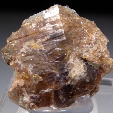 Magnesioaxinite