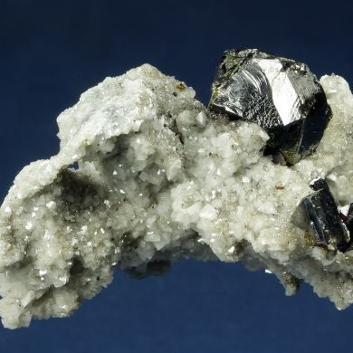 Sphalerite on Dolomite