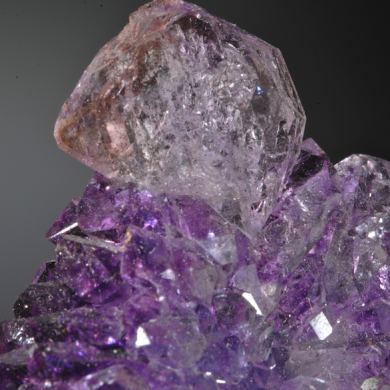Quartz v. Amethyst -Flower form