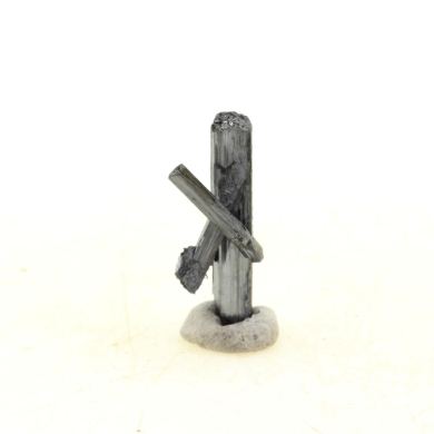 Stibine. 7.55 ct.