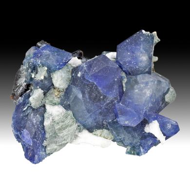 Benitoite with Neptunite