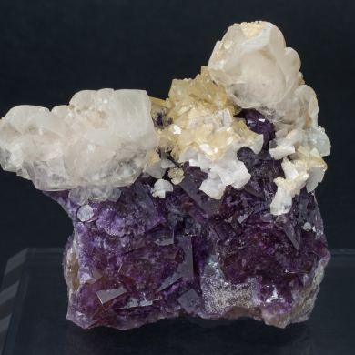 Fluorite with Calcite, Baryte and Dolomite