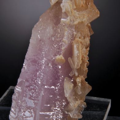Amethyst with Apophyllite and Hubeite