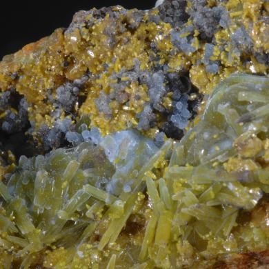 Plumbogummite and Mimetite, Pyromorphite