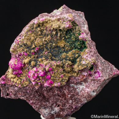 Kolwezite, Malachite on Cobaltian Calcite