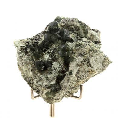 Prehnite. 350.0 ct.