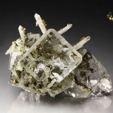 water-clear FLUORITE with QUARTZ inclusions