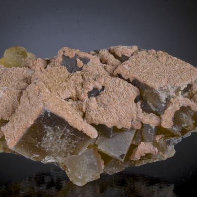 Fluorite with Barite overgrowths