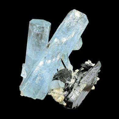 Beryl var. aquamarine, tourmaline