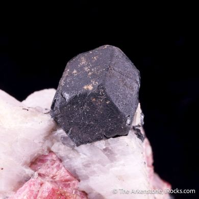 Franklinite with Rhodonite on Calcite (circa late 1800s)
