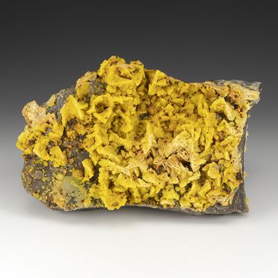 Smithsonite replacing Dolomite