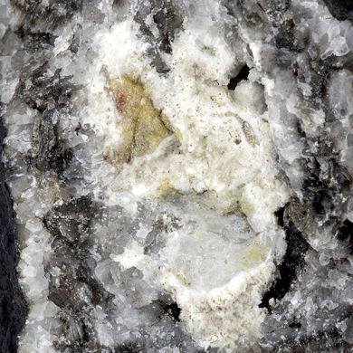 Mereheadite with Hydrocerussite