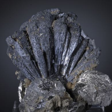 Hedenbergite with Arsenopyrite