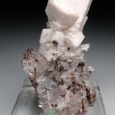 Calcite on Hemimorphite
