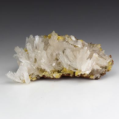 Hemimorphite with Mimetite