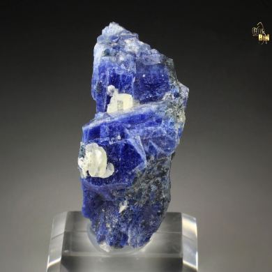 crystalised CARLETONITE, CALCITE