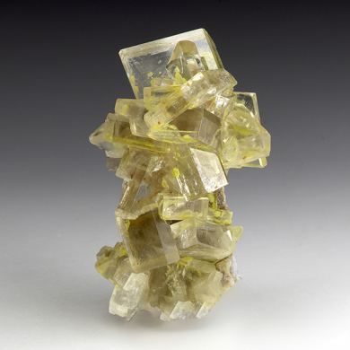 Barite with Orpiment inclusions, Quartz