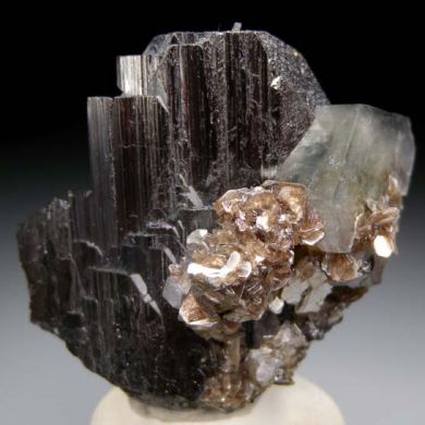 Apatite on Ferberite